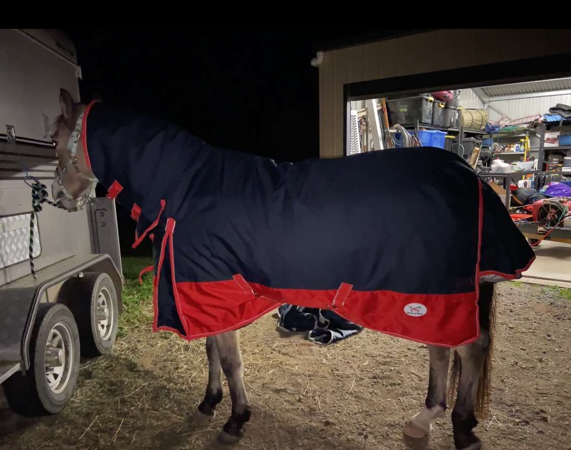 Winter Waterproof Turnout Combo Navy / Red 300g photo review